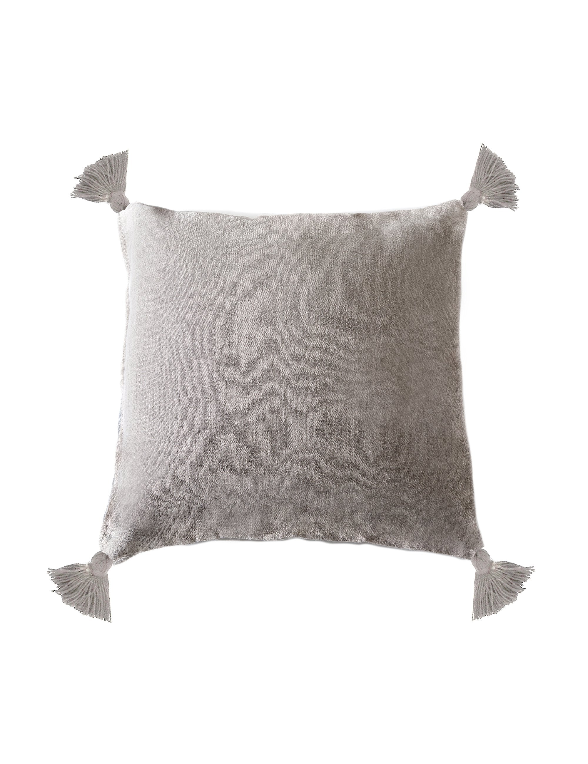 Montauk 20&quot; Pillow With Tassels - 7 colors